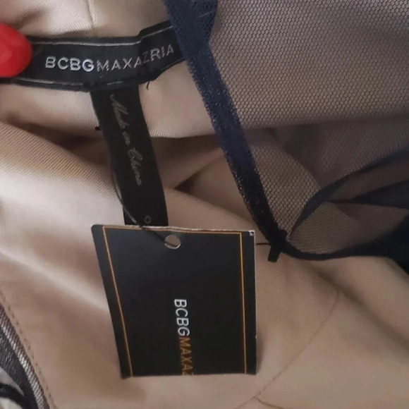 Bcbg MaxAria Absolutely Adorable Top Size 0 NWT - Picture 4 of 4